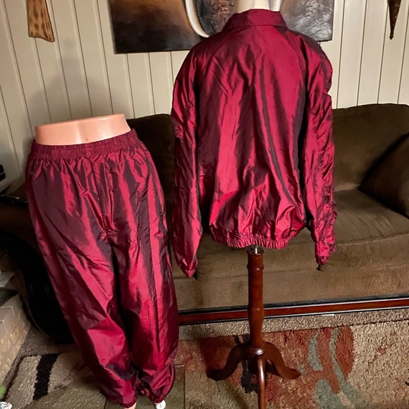 On Your Mark • Burgundy • 1980’s • Track Suit • Jumper•. Size Medium • New - Picture 5 of 16